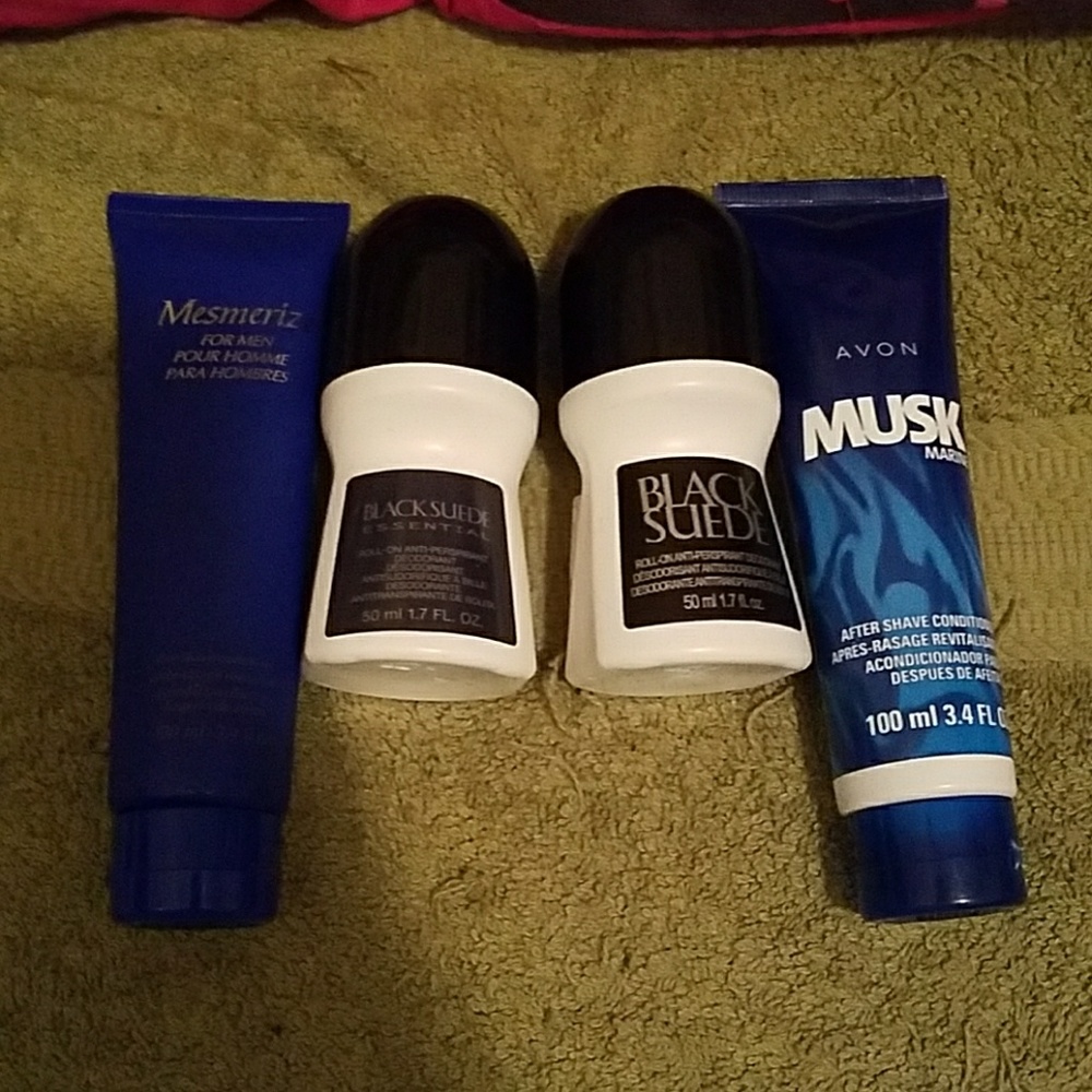 Avon Mens aftershave and deodorant bundle
